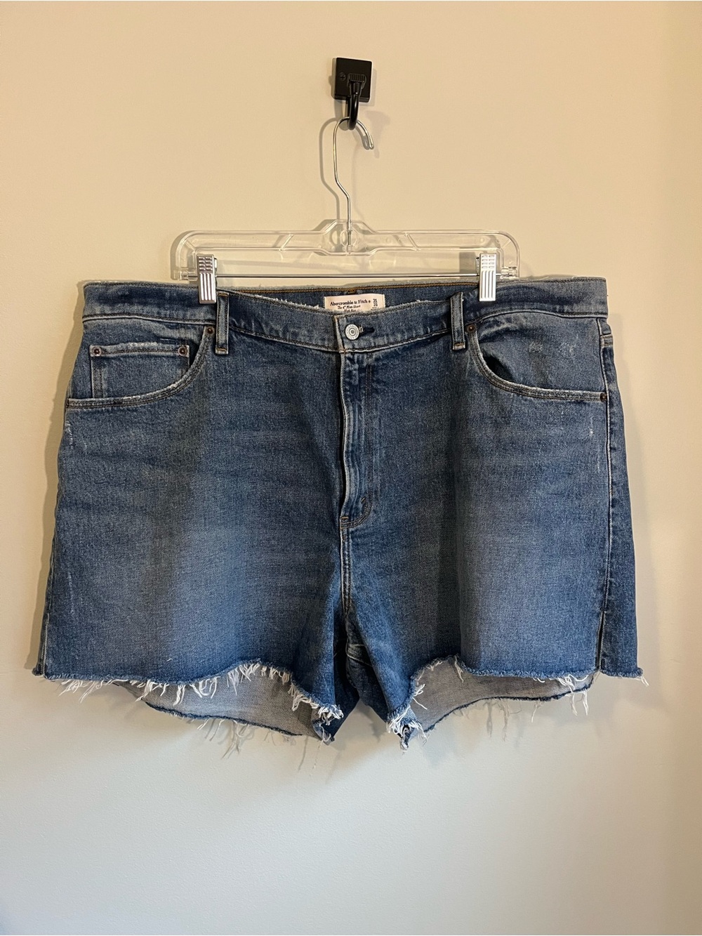 ABERCROMBIE & FITCH The 4 Mom Short High-Rise Denim Shorts